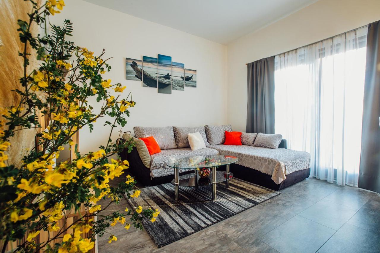 Apartments Essentia Подстрана Экстерьер фото