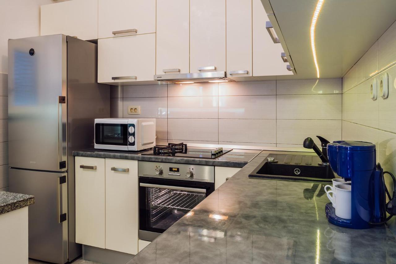 Apartments Essentia Подстрана Экстерьер фото