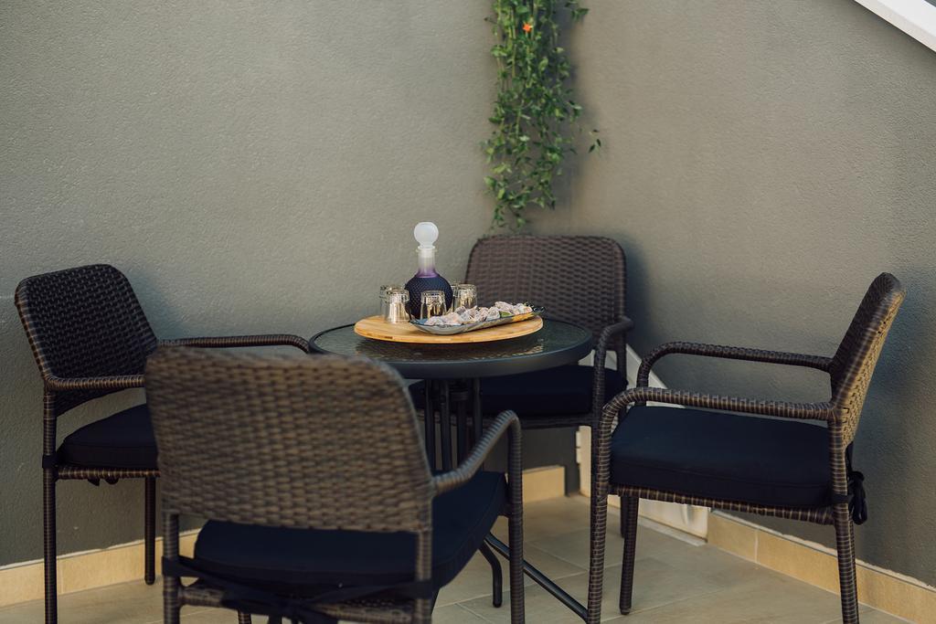 Apartments Essentia Подстрана Экстерьер фото